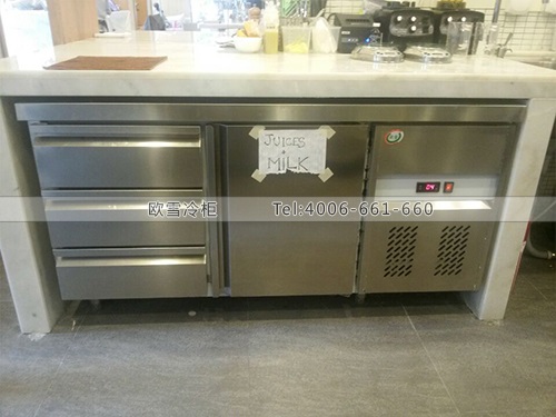 不銹鋼工作臺冷柜.jpg 不銹鋼工作臺冷柜.jpg