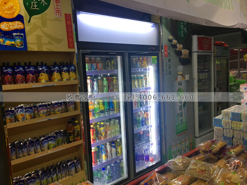 A352福建省廈門(mén)市思明區(qū)中山超市飲料展示柜