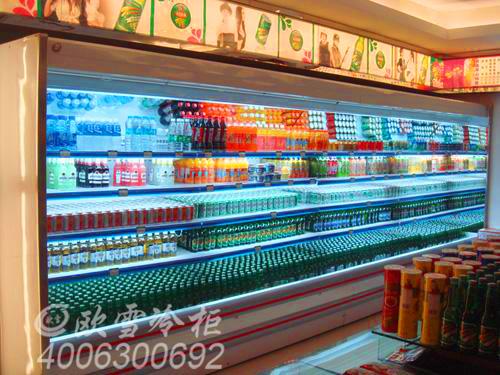 C001東莞寮步樂(lè)歡天KTV飲料風(fēng)幕展示柜