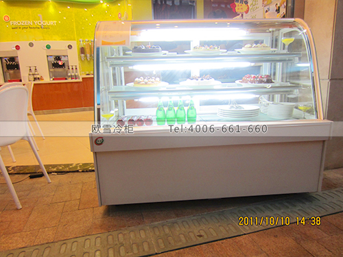 F006深圳福田yoppi優(yōu)品休閑甜品店蛋糕冷藏展示柜